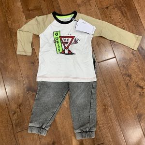 New! Guess outfit 18months